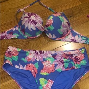 Aerie Bikini Set Size 36C top/Large Bottoms!!!!
